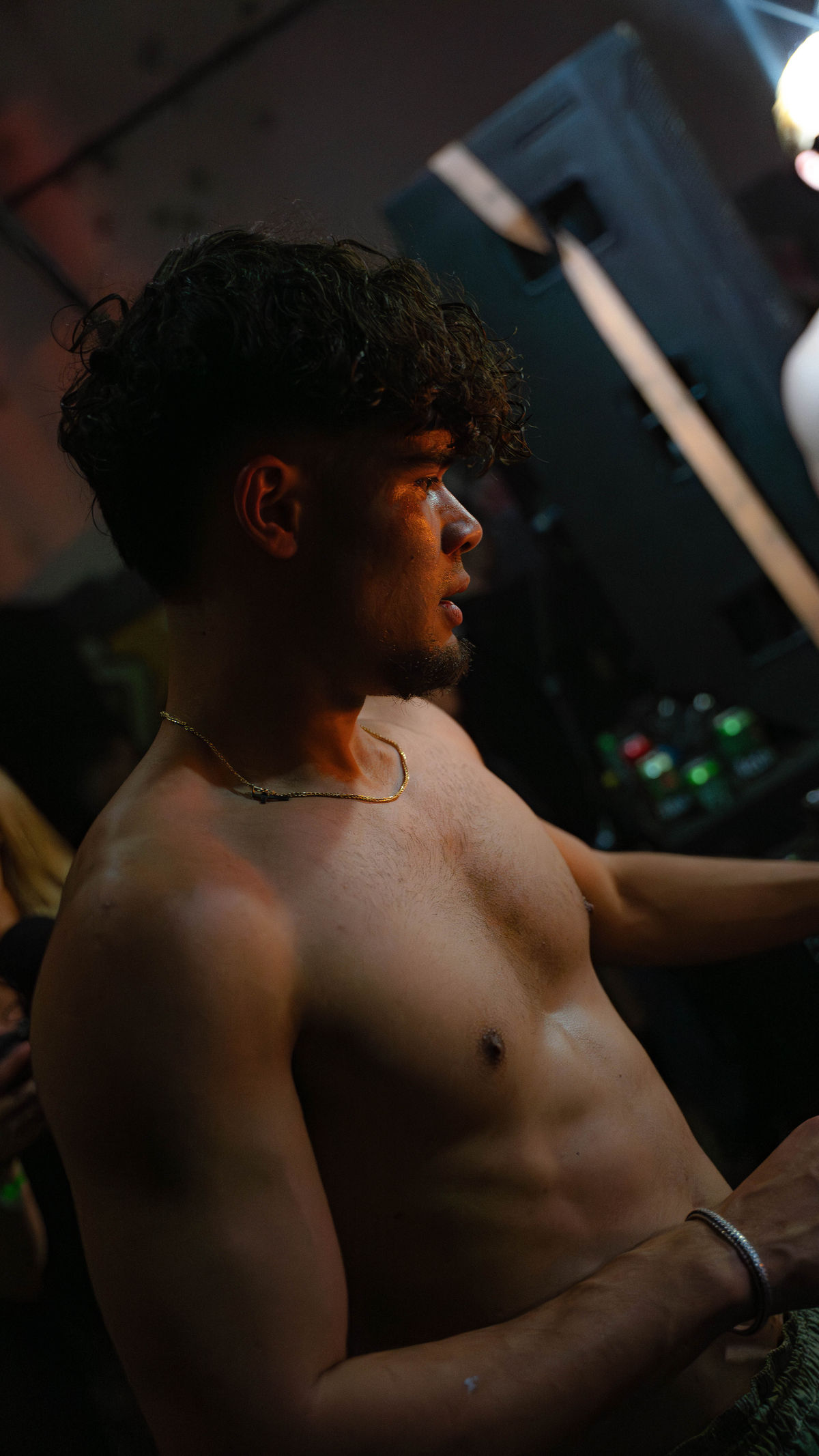 Loading... just a sec